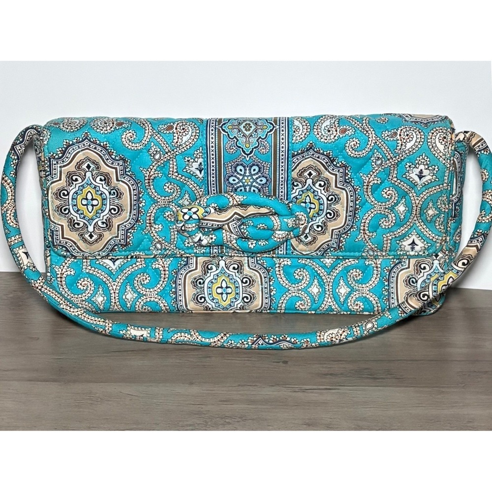NWOT Vera Bradley "Knot Just A Clutch" Handbag Totally Turq Retired Pattern